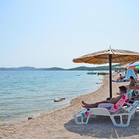 Apartments Toni Vodice Exterior photo