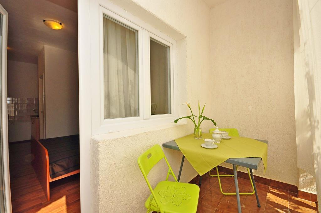 Apartments Toni Vodice Exterior photo
