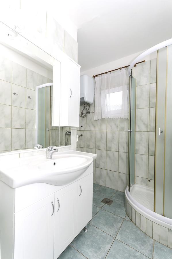 Apartments Toni Vodice Exterior photo